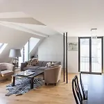 Luxury & Quiet Paris 16 Auteuil